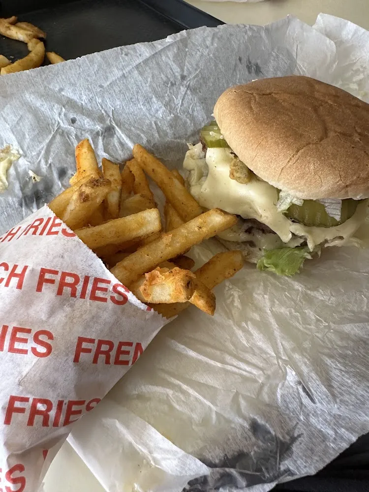 Burger Combo w Seasoned Fries